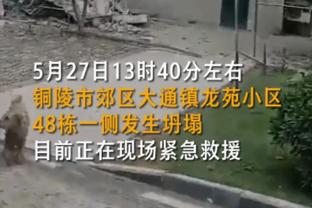 也很炸裂！浓眉近三战场均38.3分13.7板2帽 投篮命中率65%